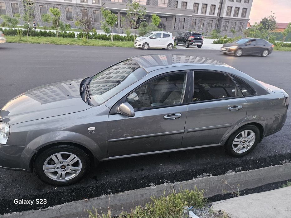 Laseti 1.8 sotiladi