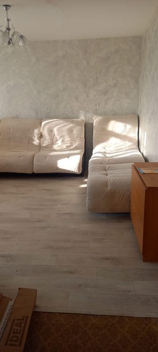 Продам Уголок Срочно