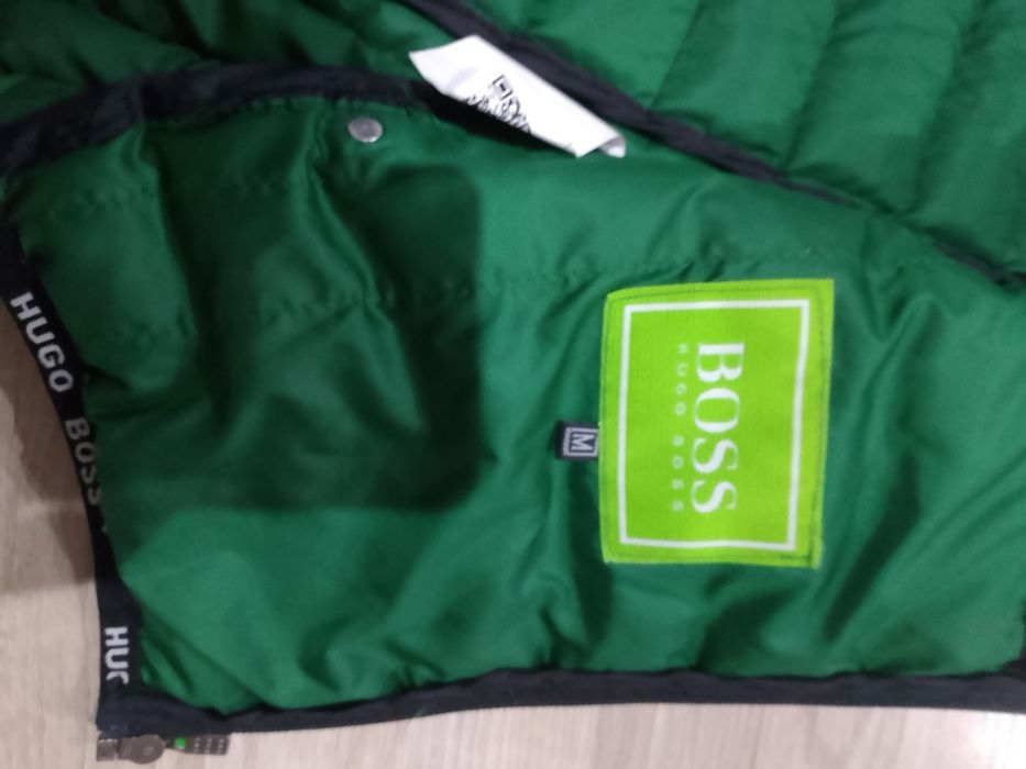 Vestă că nouă,Hugo boss,unisex