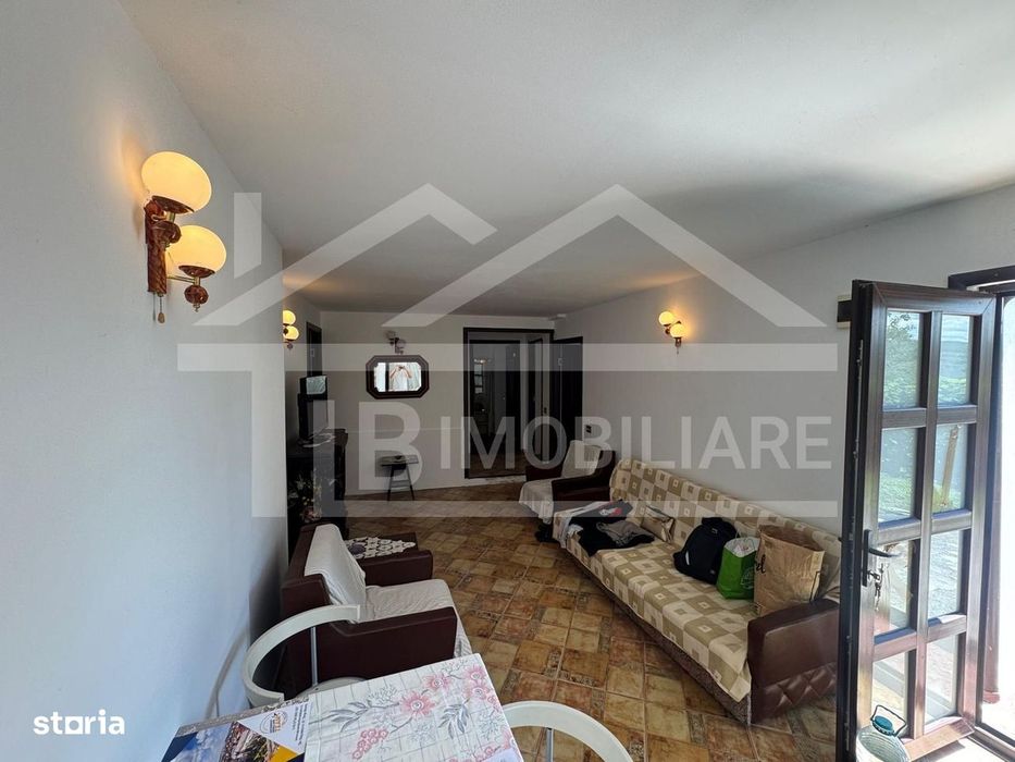 Casa cu 3 camere, 2300mp teren, zona SubPadure