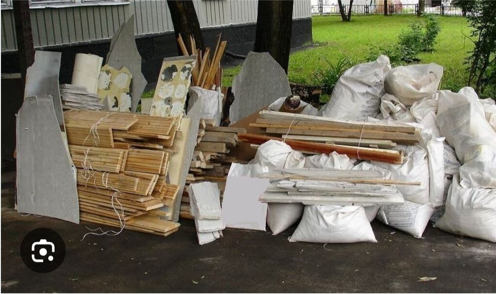 Вывоз строительного мусора. Chiqinlarni olib ketish.