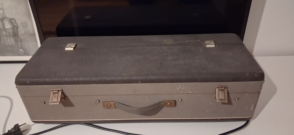 Orga vintige Lorenzo fabricație 1950- 1960