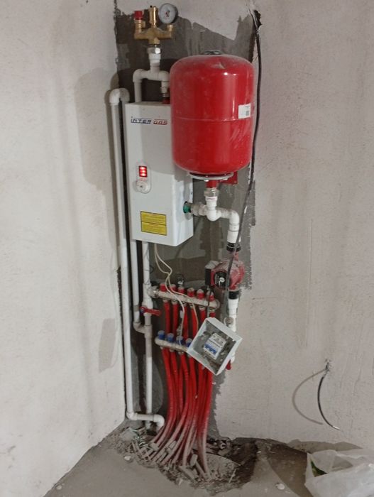 Сантехник Александр.