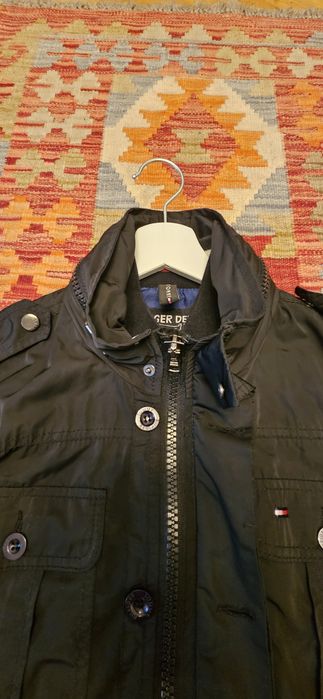 Jacheta primavara Tommy Hilfiger - masura M / ca noua
