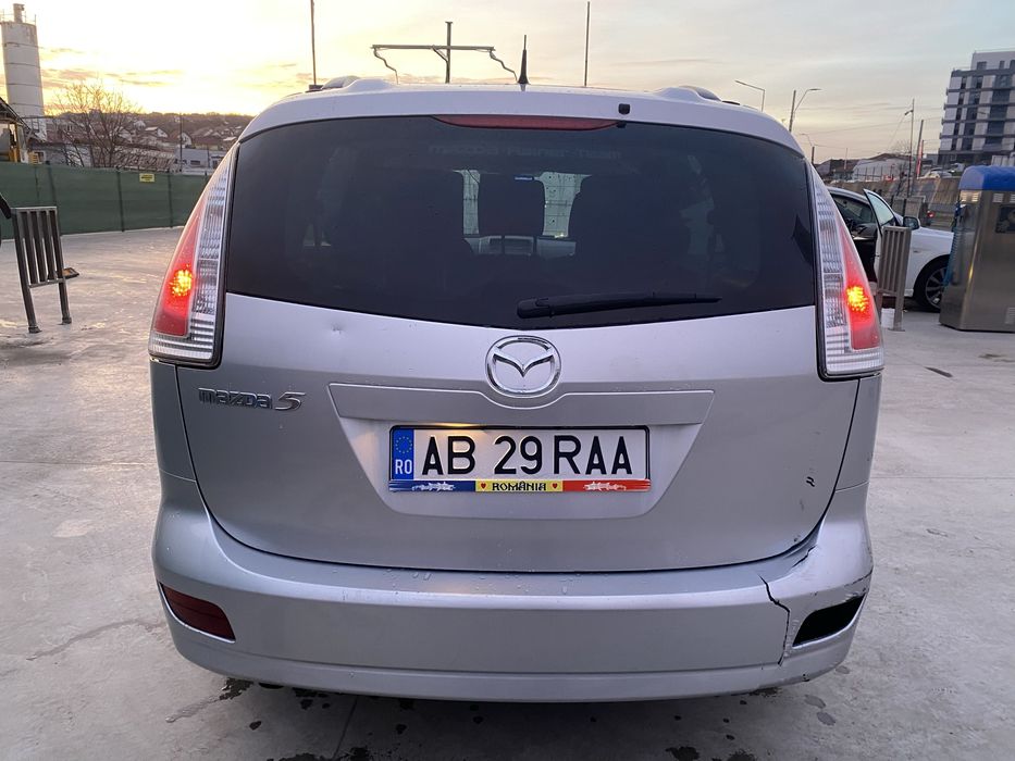 Mazda 5 | 2008 facelift.  2.0CD