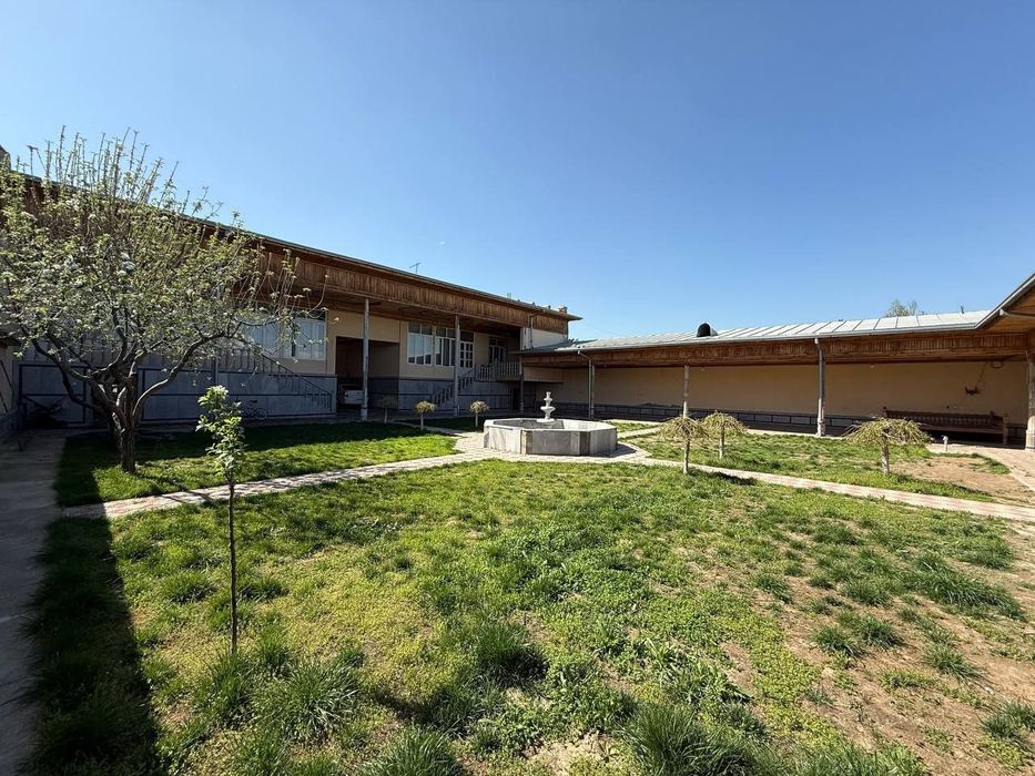 По цене земли готовый дом участок возле Тутзор Хавас 11 соток 681 м²