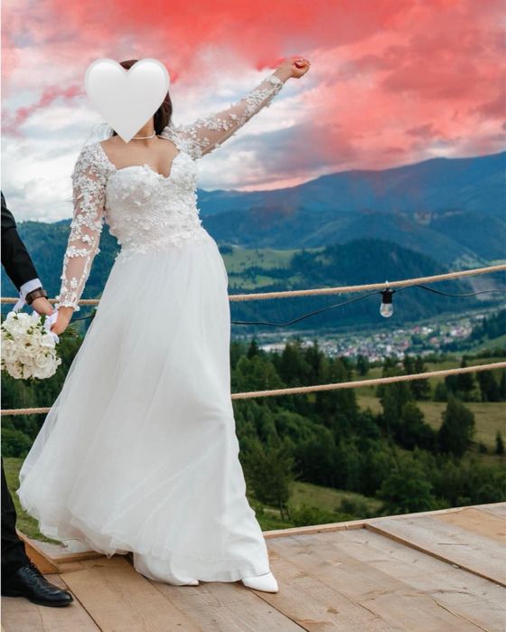 Vand rochie de mireasa