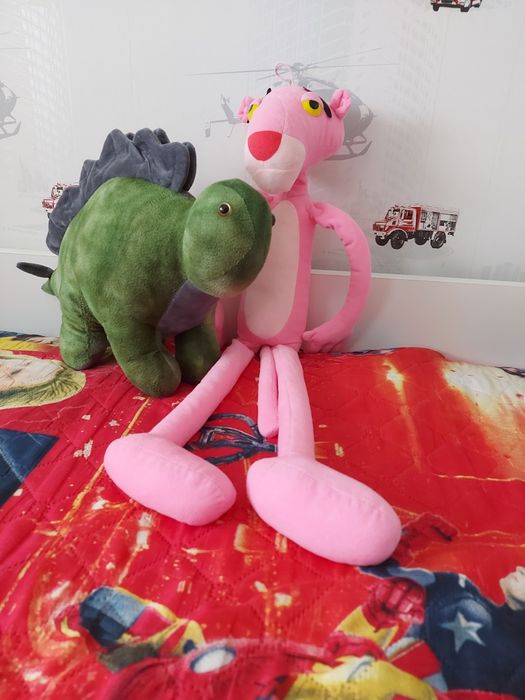 Плюшени играчки - Пинко и динозавър