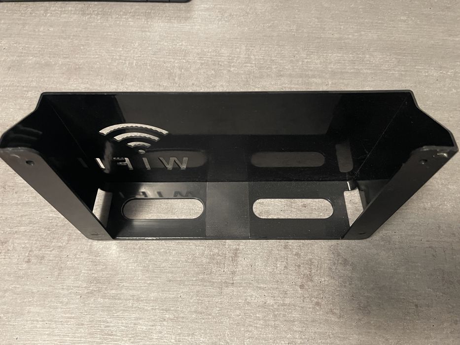 Mască decorativa pentru router