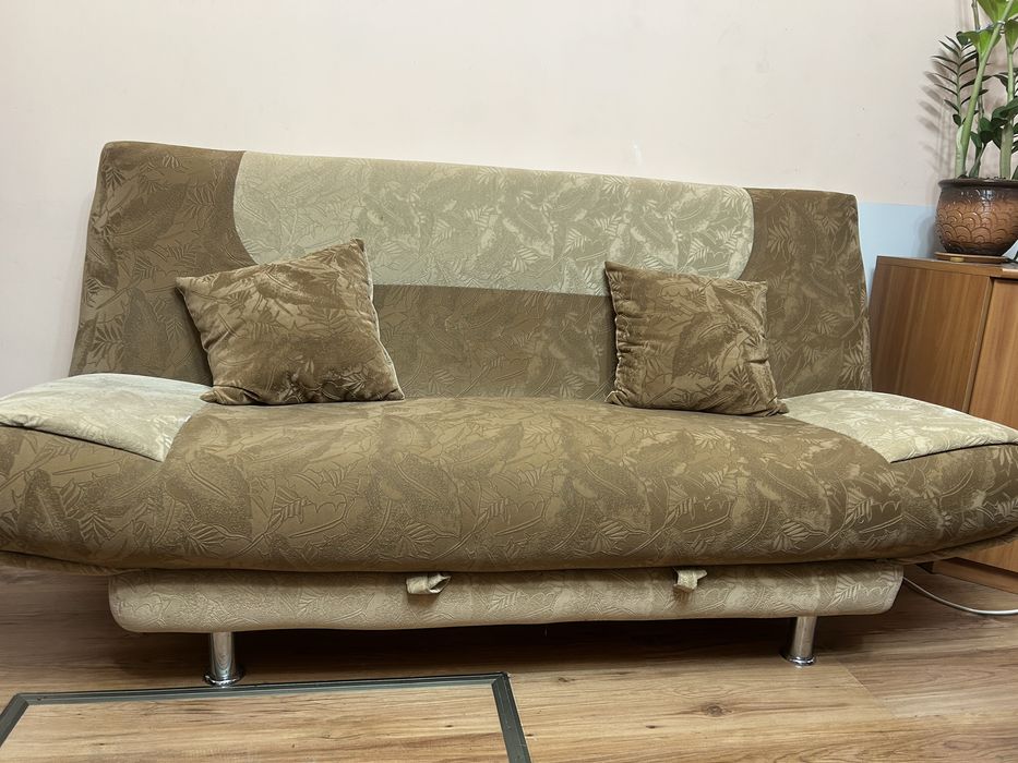 Продам диван - книжку