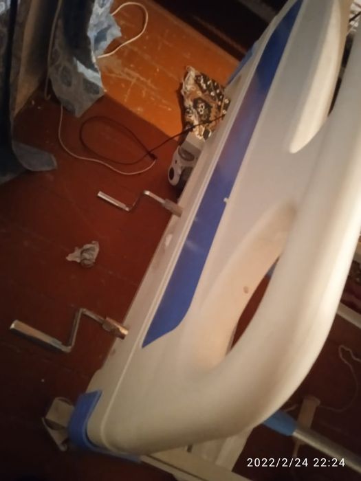 Медицинский кровать