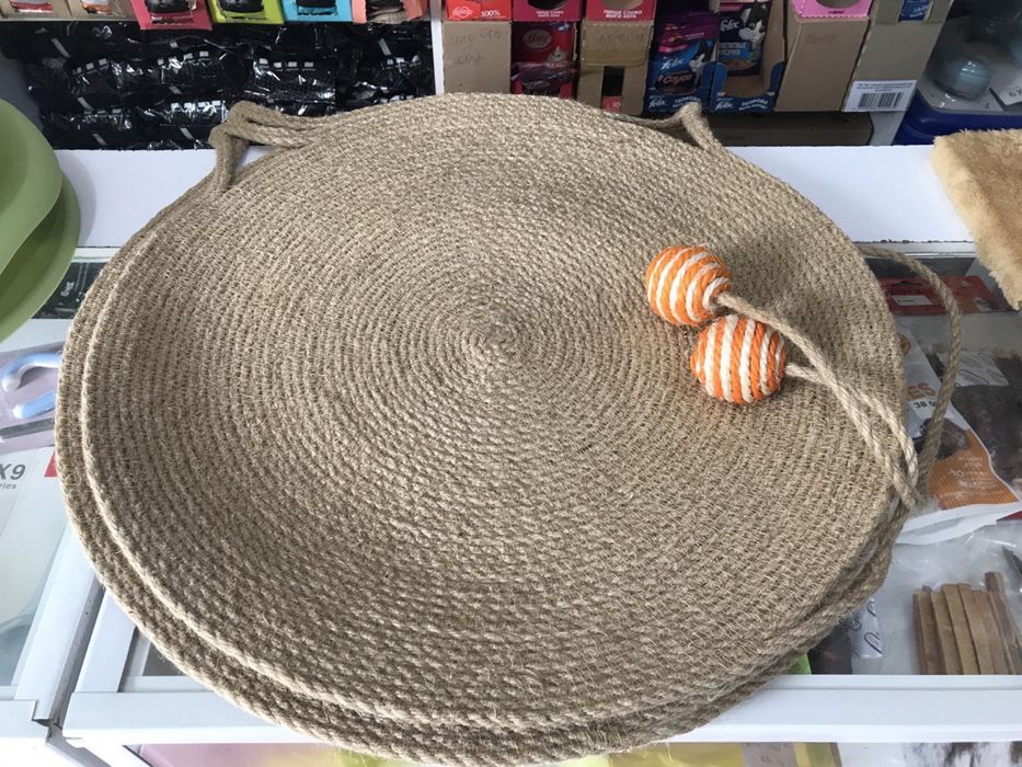 Напольная когтеточка лежанка