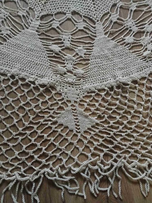 Копринена покривка, каре