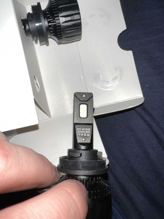 Vand set leduri Phillips H8/H11  noi,50w,fara eroare bec ars!