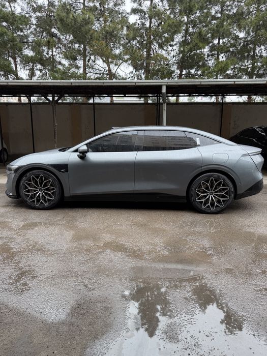 Zeekr 007 dual motor