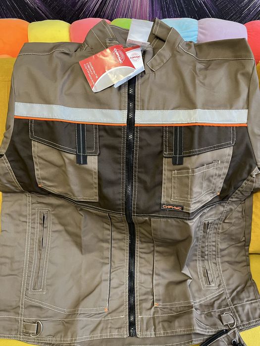 Спецодежда.Новая.Продам