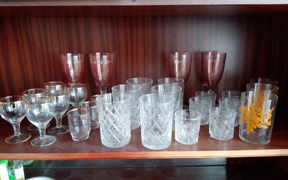 Продам   хрусталь и стекло