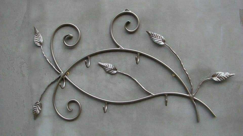 Закачалки и портманта от ковано желязо