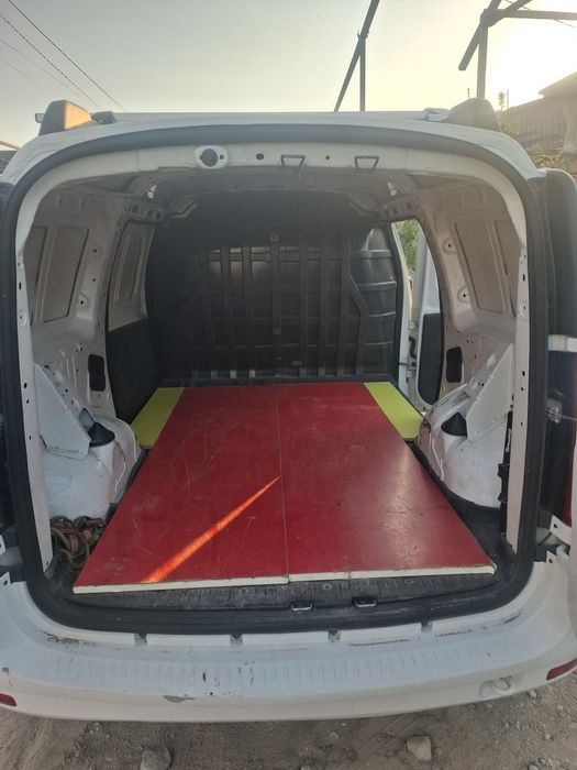 Lada Largus фургон