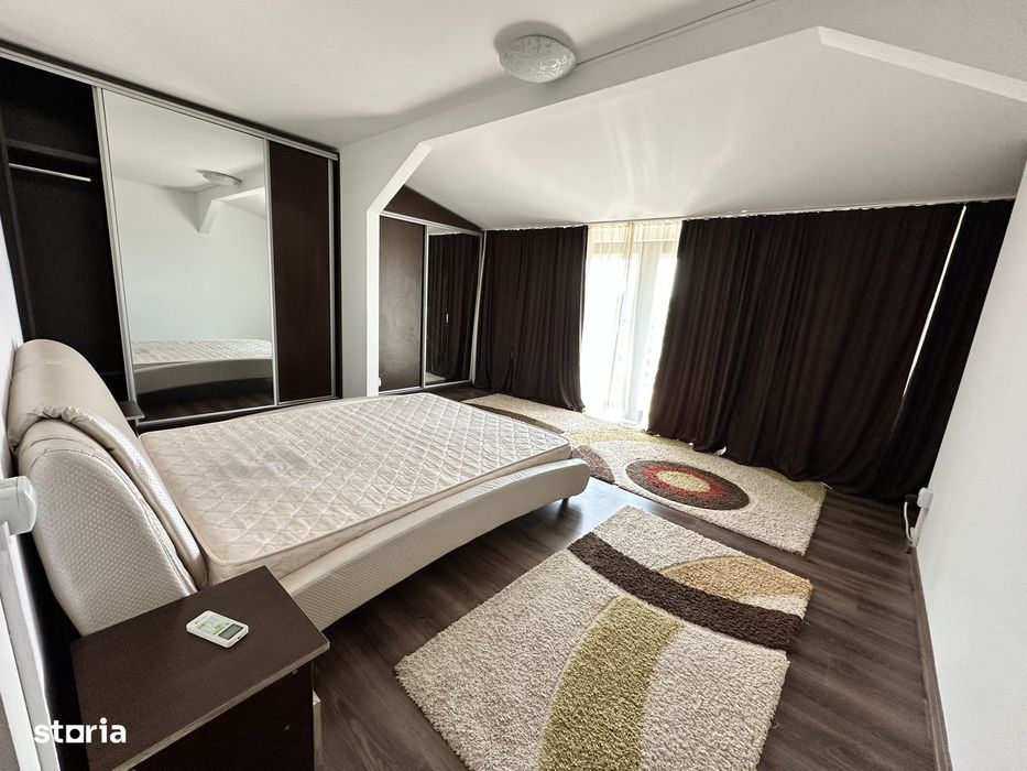 Apartament cu 3 camere ( duplex ) de închiriat