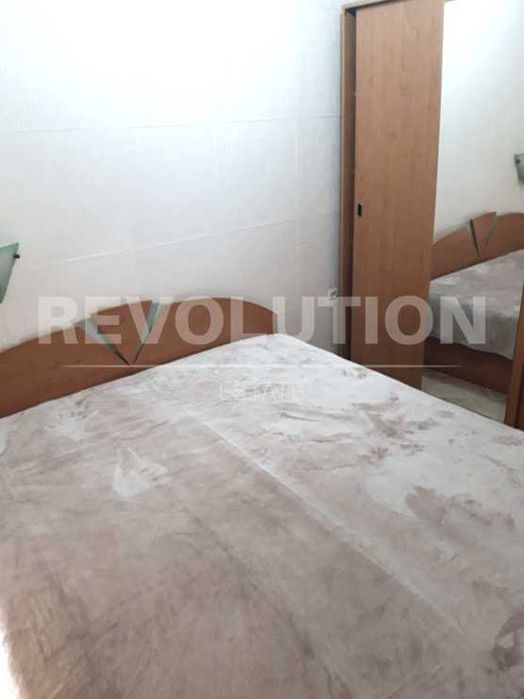 Уютен двустаен апартамент в района на ЖП Гара