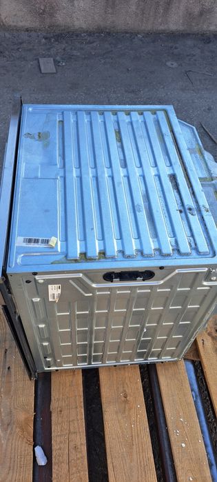 Фурна за вграждане Indesid