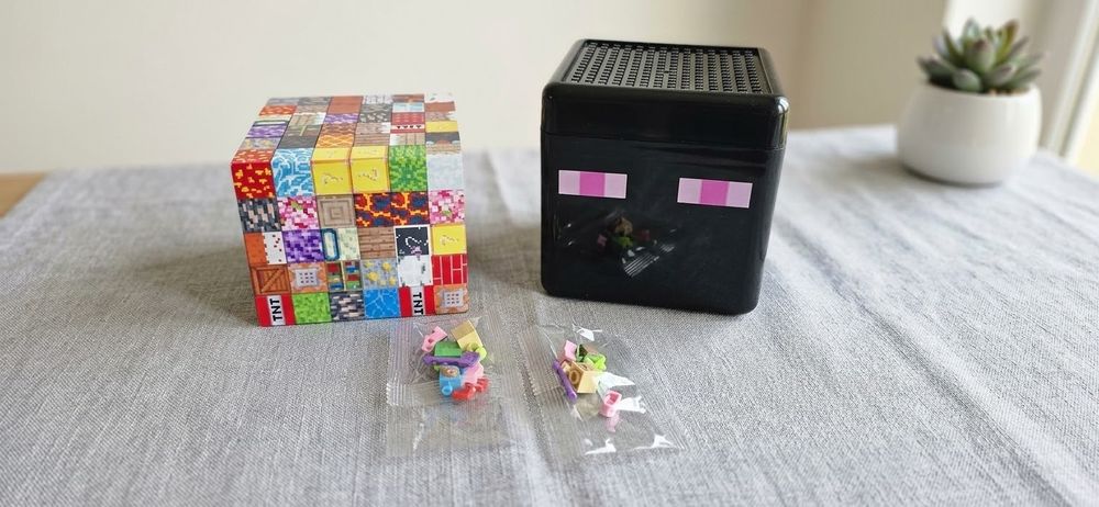 Set piese magnetice + cub Minecraft Enderman + figurine