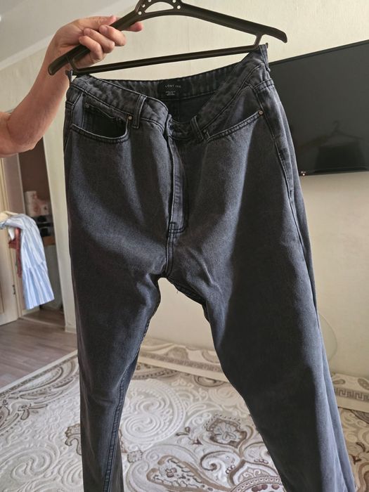 Продается одежда каждая по 2000