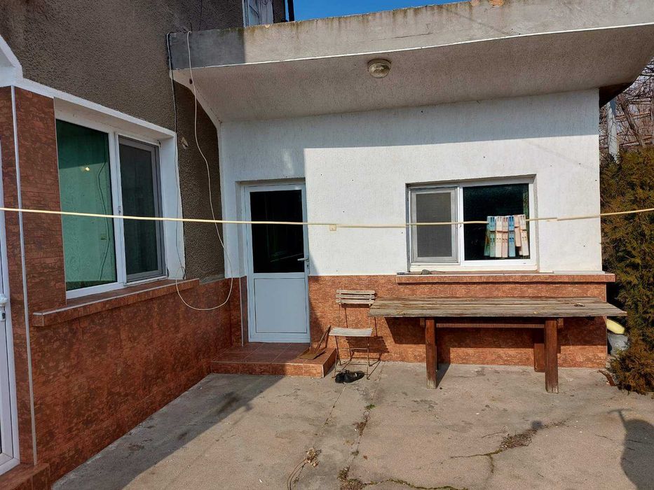 Продава се Къща в Гълъбово - 100 кв.м за 220 €/кв.м - Снимка #1