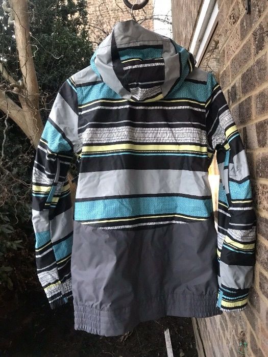 Дамско яке за ски/сноуборд O'NEILL,размер:XS,8K,ново,цветно,Oneill