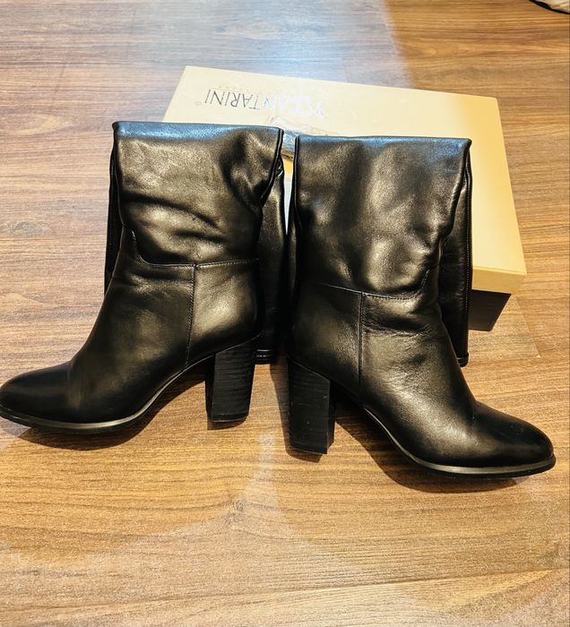 Продам зимние сапоги