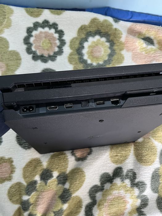 Playstation pro 1 TB