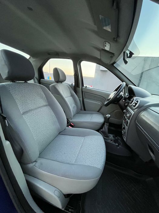Dacia Logan 1.6 mpi benzina inm.în ro