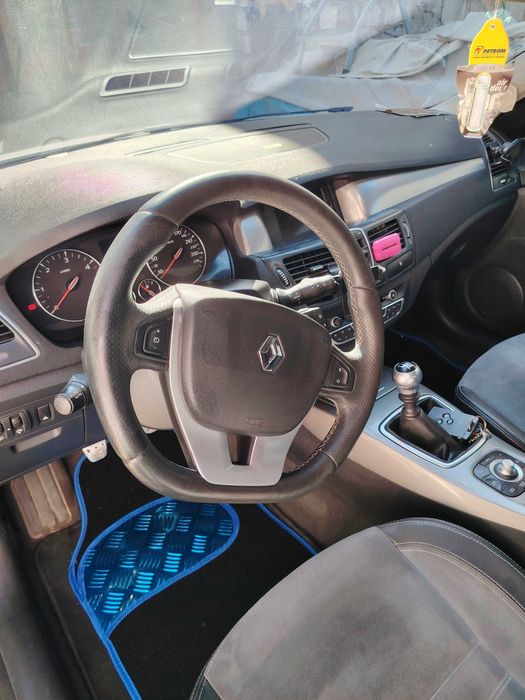 Vând Renault laguna 3