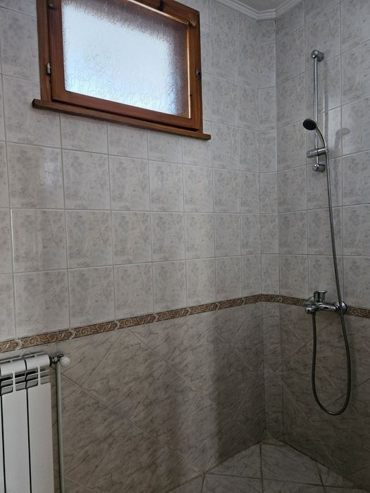 Продавам тристаен апартамент Пазарджик