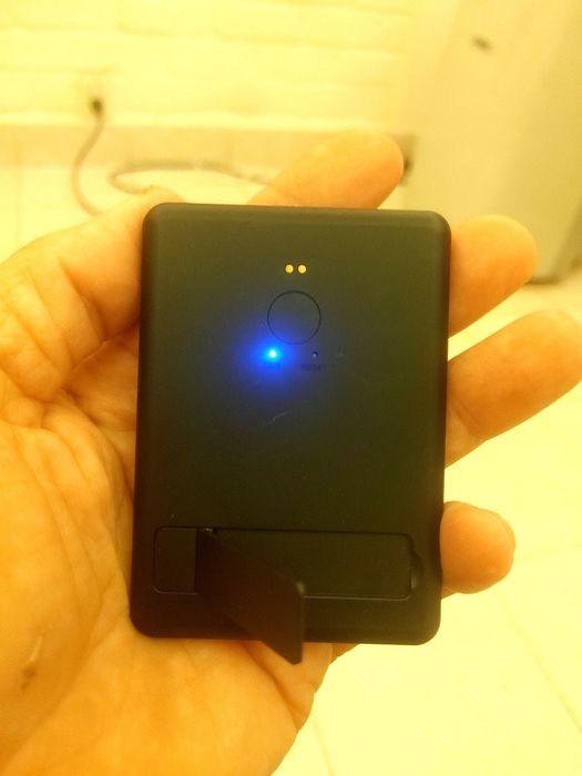 Продаю AI переводчик с поддержской Mag Safe