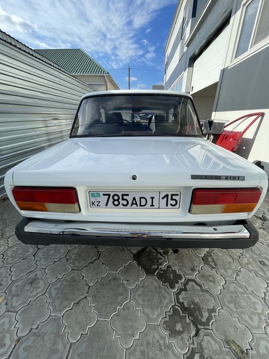 Продам ваз 2107