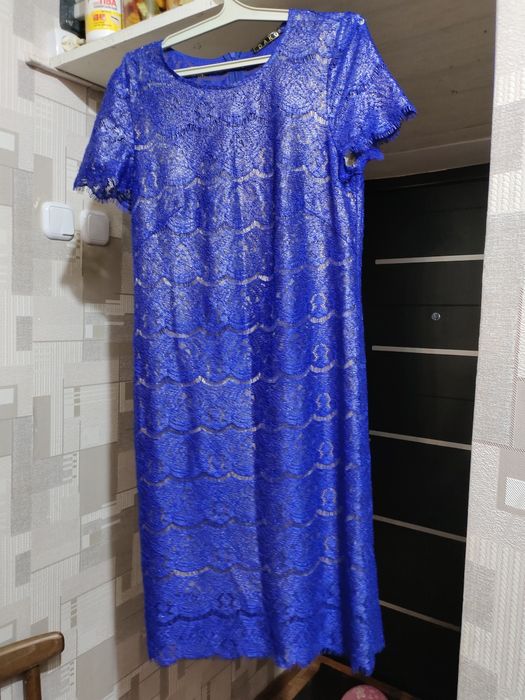 Платья нарядные., повседневные