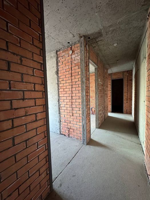 Срочно продается жк NRG Mirzo-Ulugbek Sayram 2-комнат 66м2 балкон