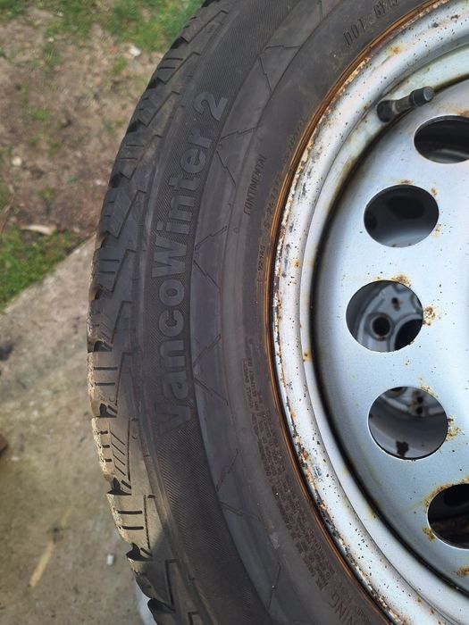 225/55R17 C  Continental iarnă