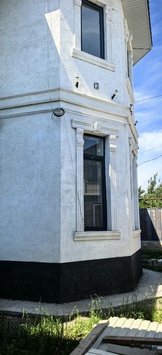 Продам дом 2х этажный полноценный