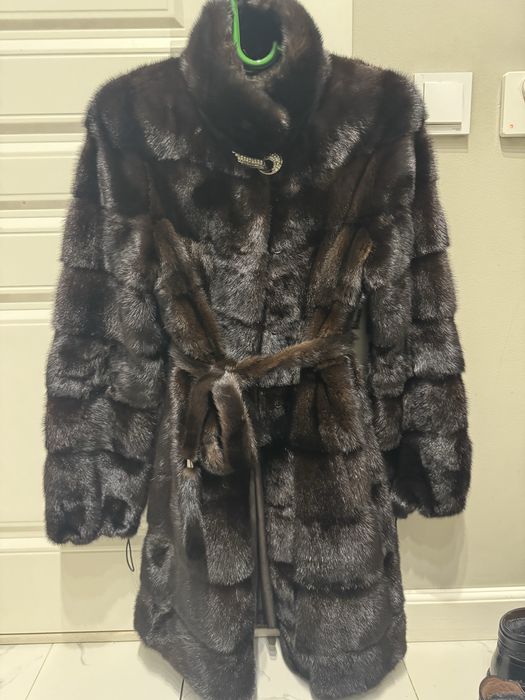 Продам норковую шубу