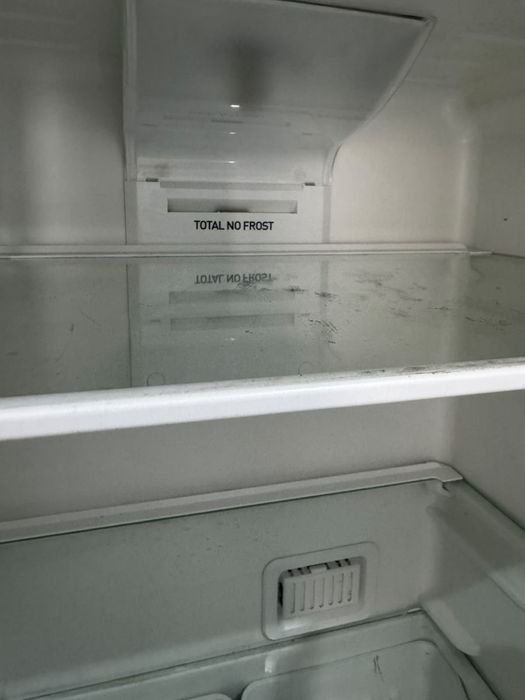 Продам холодильник Indesit