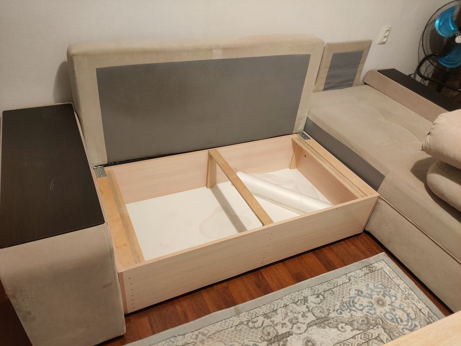 Диван угловой б/у