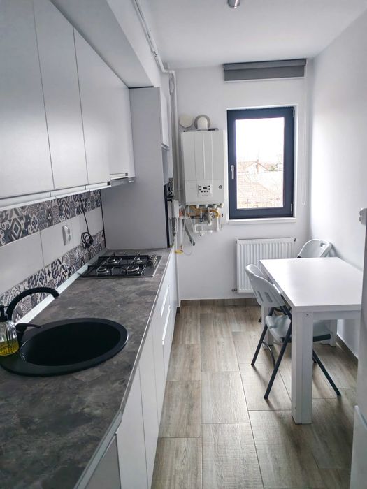 Apartament nou de închiriat