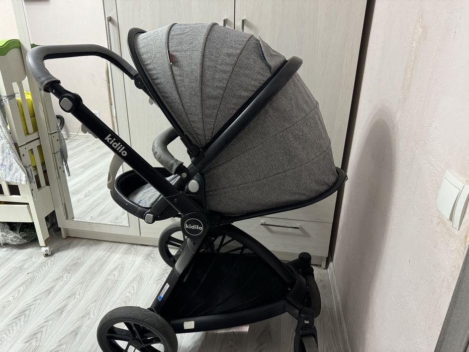 Продаётся Kidilo коляска 2в1 в отличном состоянии