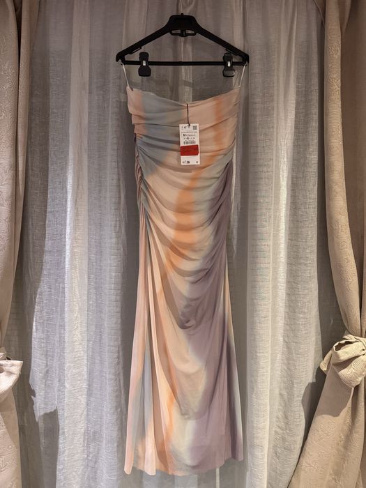 Рокли носени по веднъж в отлично състояние