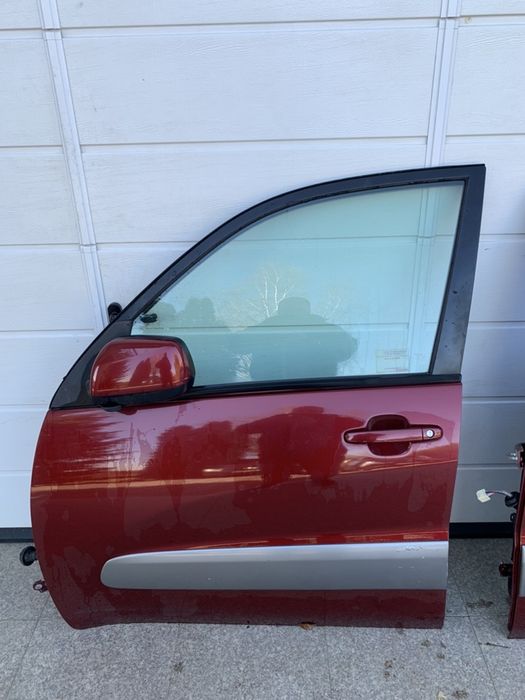 Usa Rav 4 fata spate an 2000-2005 dr/st! Stare f buna!