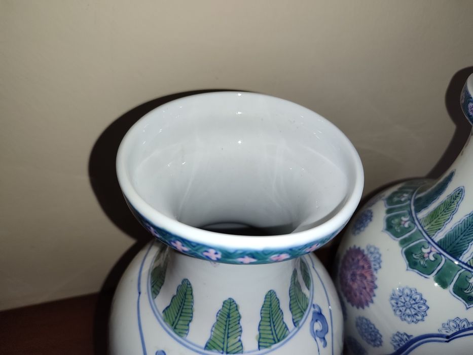 Продам фарфоровый ваза