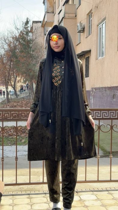 Ko'ylak lozim har xil ranglaridan bor